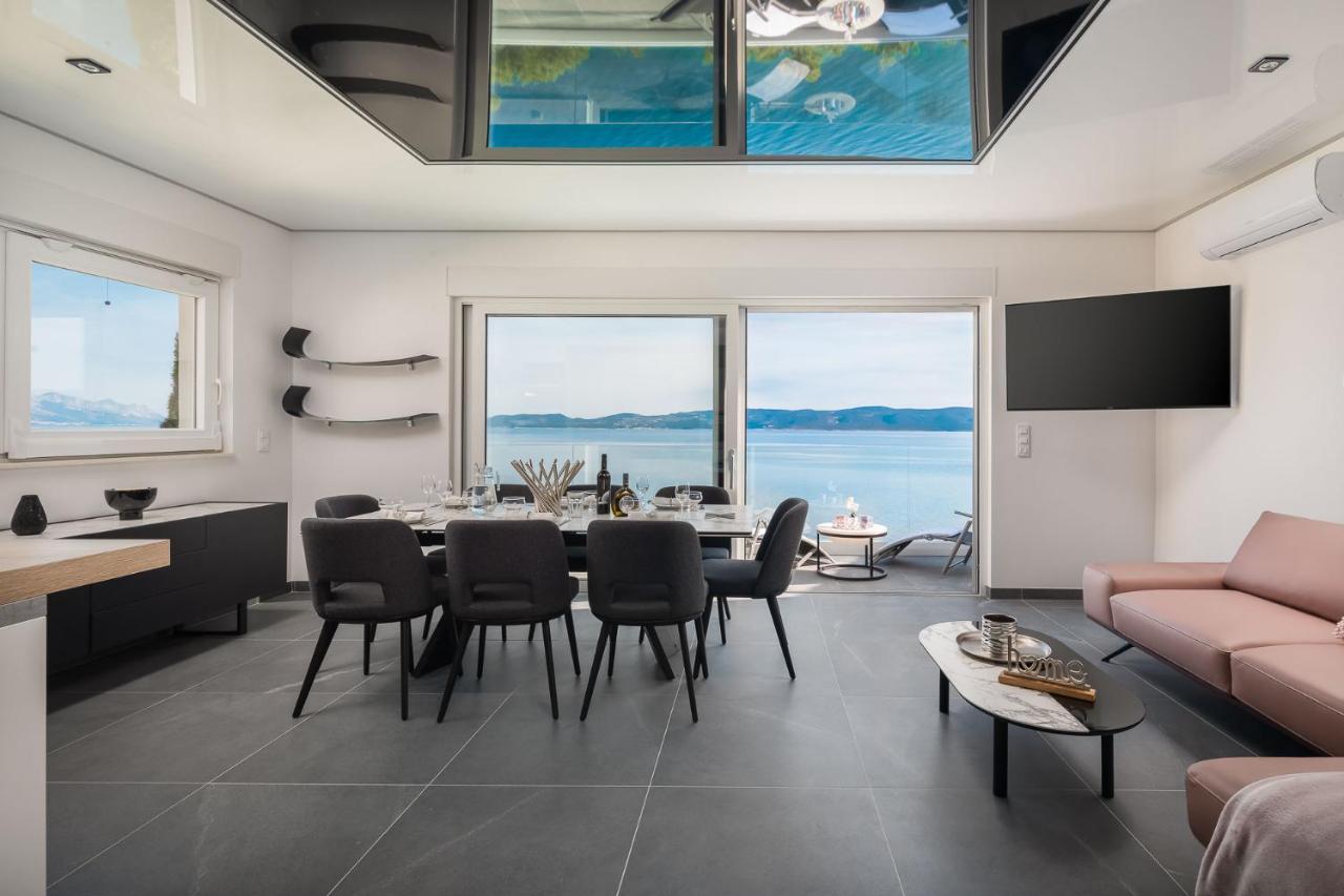 Beachfront Holiday Home - Private Heated Pool Mimice Eksteriør bilde